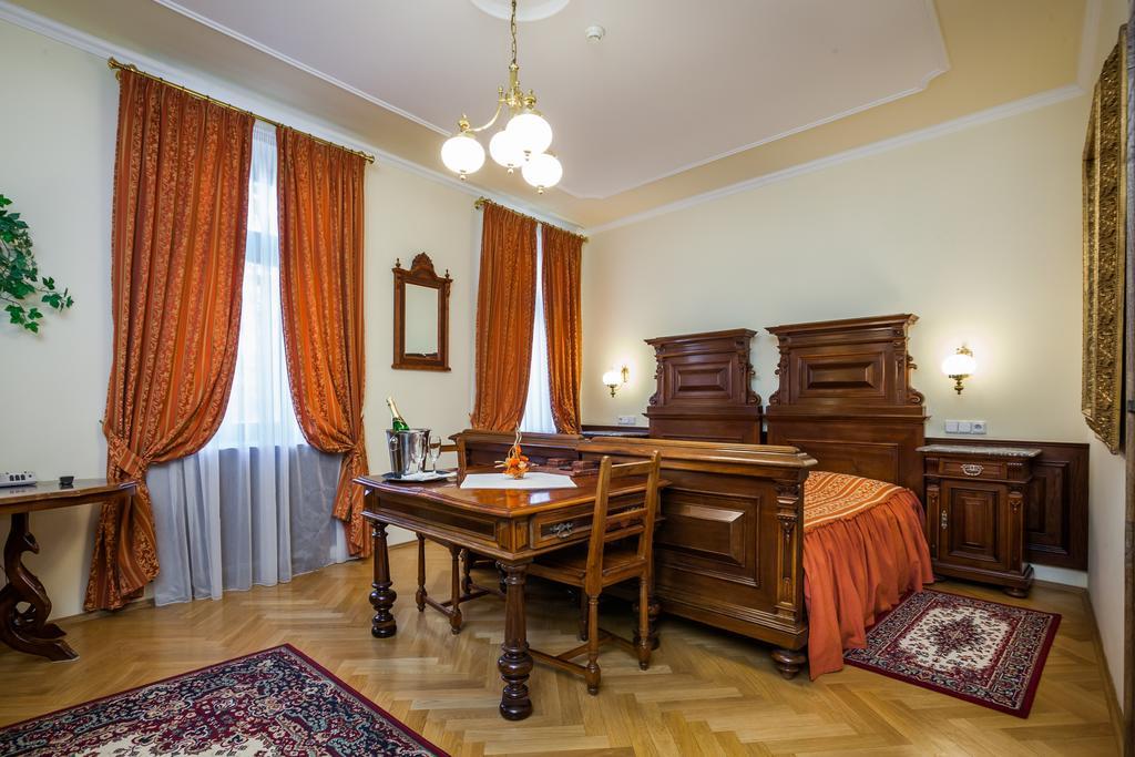 Hotel Jelinkova Vila Velké Meziříčí 部屋 写真