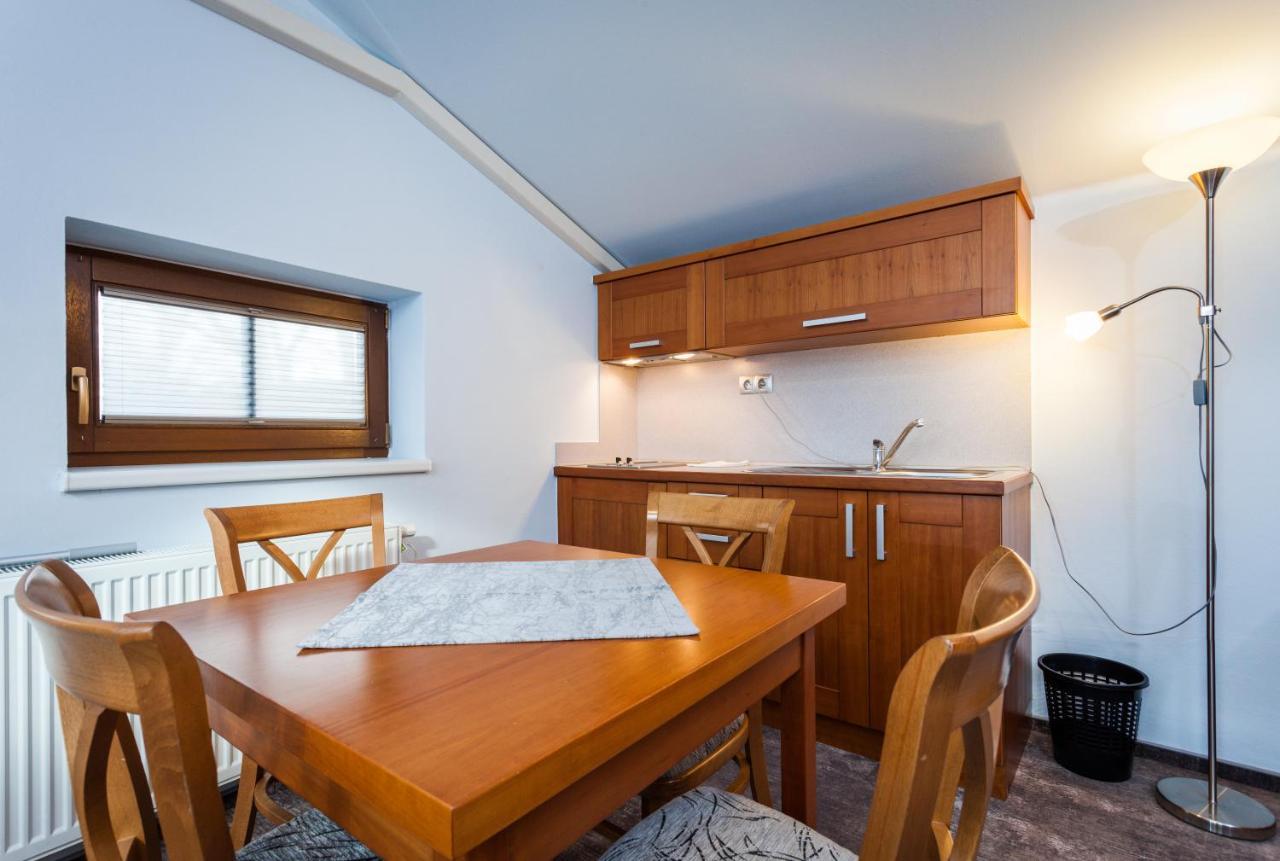 Hotel Jelinkova Vila Velké Meziříčí エクステリア 写真